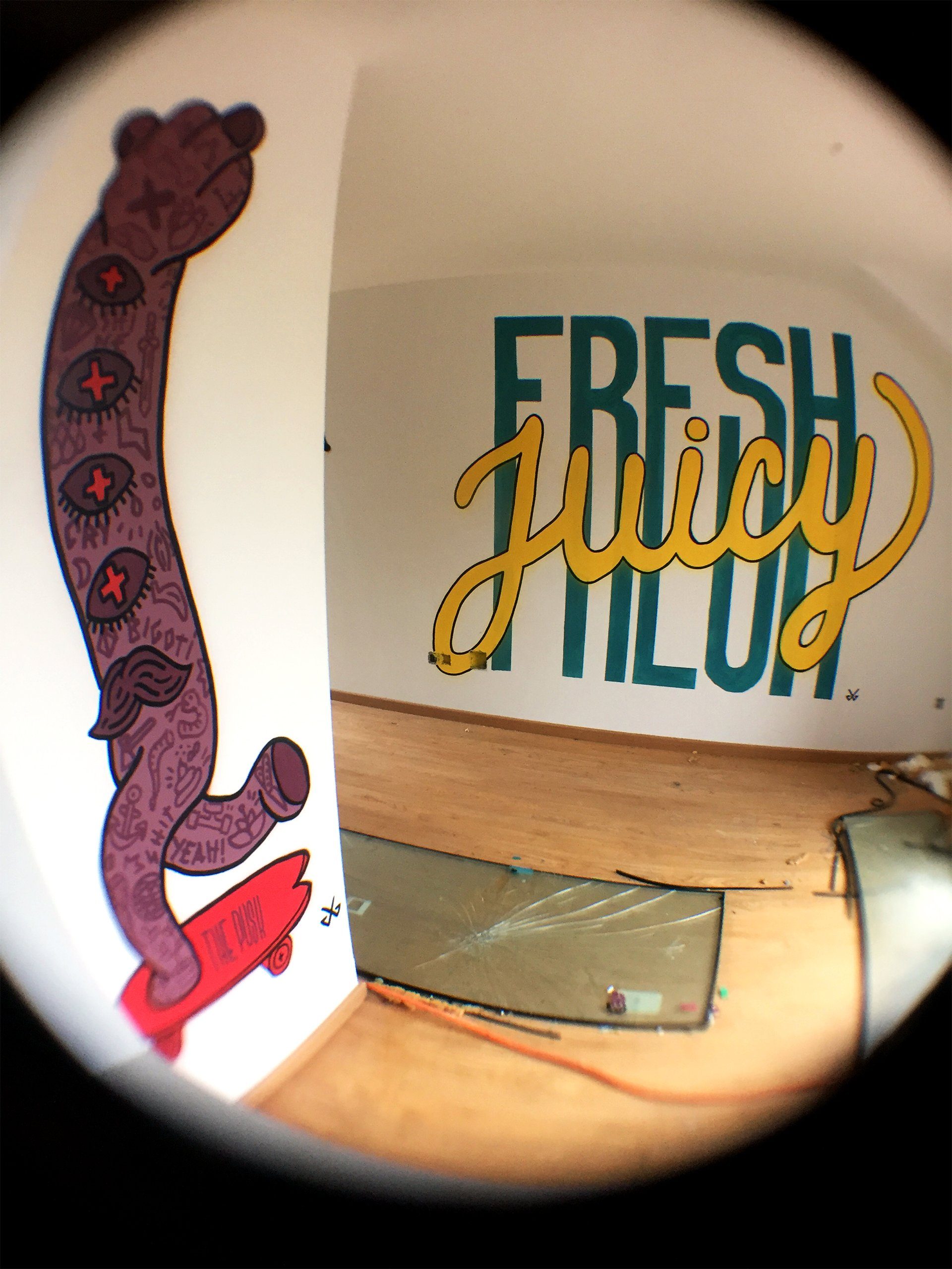Mural Fresh & Juicy pintado por Gorka Gil